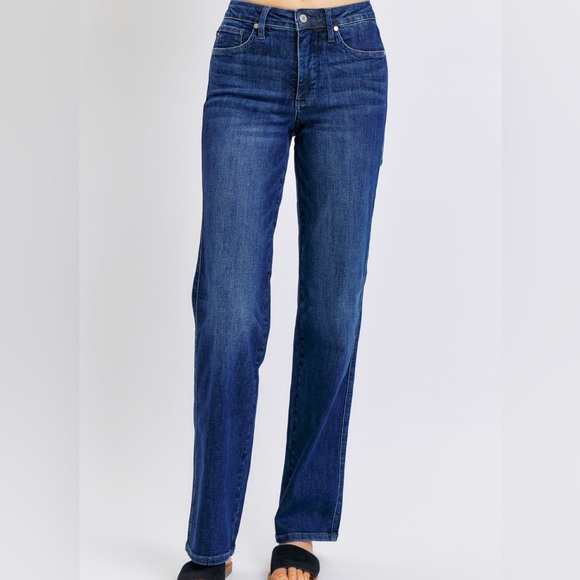 Judy Blue Full Size High Waist Straight Jeans